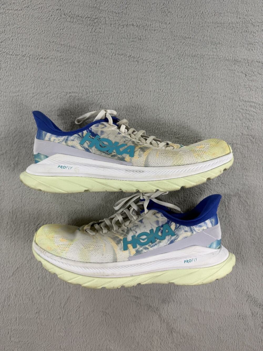 Hoka Mach 4 Women's Athletic Running Shoes White Blue Yellow Size 9.5B
